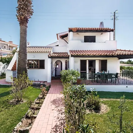 Villa Iris By Algarve Holidays Gale (Albufeira)
