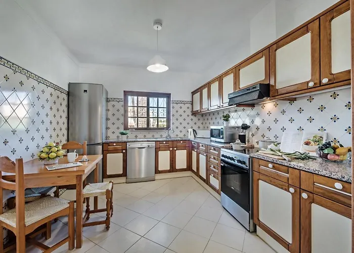 Villa Iris By Algarve Holidays
