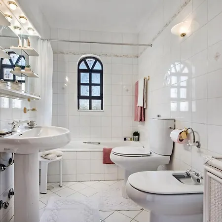 Iris By Algarve Holidays * Gale (Albufeira)